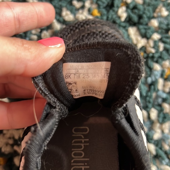 Adidas sneakers - Picture 6 of 6